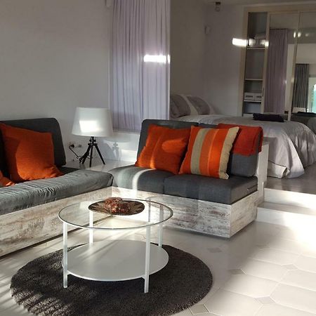 Appartement Casa Robert Y Nergiz à Sitio de Calahonda Extérieur photo